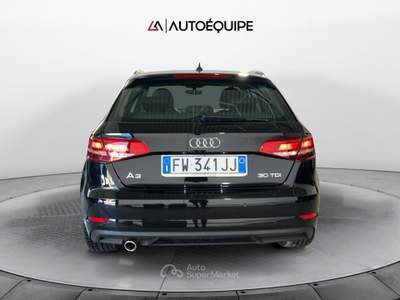 Audi A3 III 2016 Sportback Sportback 30 1.6 tdi Admired 116cv s-tronic Nero usata Roma