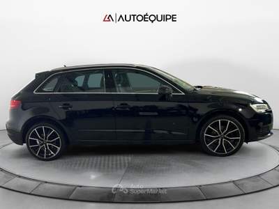 Audi A3 III 2016 Sportback Sportback 30 1.6 tdi Admired 116cv s-tronic Nero usata Roma