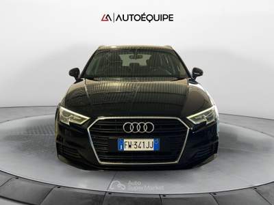 Audi A3 III 2016 Sportback Sportback 30 1.6 tdi Admired 116cv s-tronic Nero usata Roma