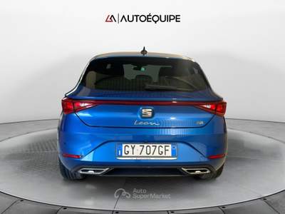 Seat Leon 1,5eTSIFR 5P85 D3UA7 MY 25 Blu/Azzurro usata Roma
