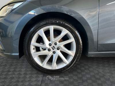 Seat Ibiza V 2017 1.0 ecotsi FR 95cv Grigio usata Roma