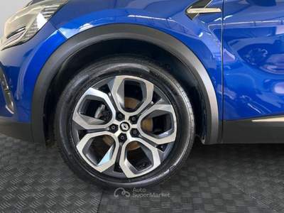 Renault Captur II 2019 1.0 tce Intens Gpl 100cv my21 Blu/Azzurro usata Roma