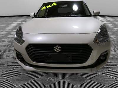 Suzuki Swift Swift 1.2 Hybrid 4WD AllGrip Top Bianco usata Brunico
