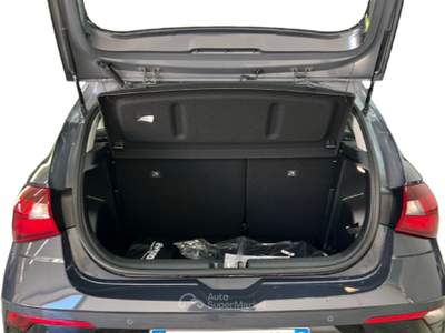 Hyundai i20 III 2023 1.0 t-gdi Connectline 100cv mt Grigio usata Roma