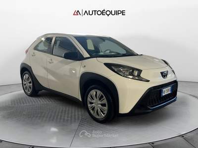 Toyota Aygo 1.0 Active 72cv s-cvt Bianco usata Roma