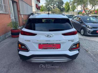 Hyundai Kona 1.6 crdi Xpossible Safety Pack 4wd 136cv dct Bianco usata Cernusco sul Naviglio