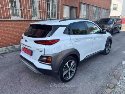 Hyundai Kona 1.6 crdi Xpossible Safety Pack 4wd 136cv dct Bianco usata Cernusco sul Naviglio