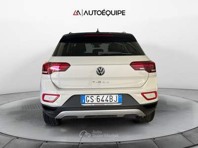 Volkswagen T-Roc 2022 1.0 tsi R-Line 110cv Beige usata Roma