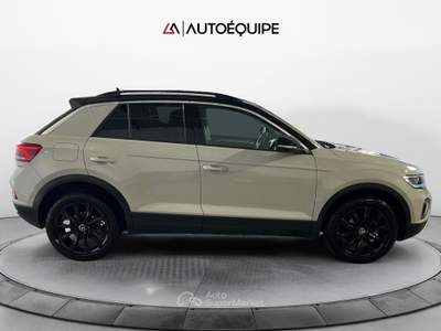 Volkswagen T-Roc 2022 1.0 tsi R-Line 110cv Beige usata Roma