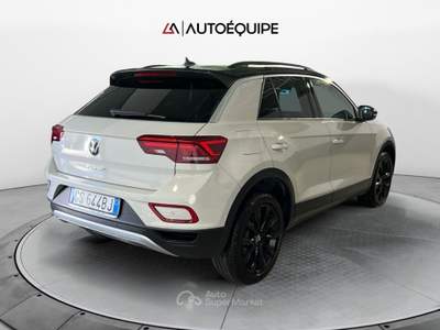 Volkswagen T-Roc 2022 1.0 tsi R-Line 110cv Beige usata Roma