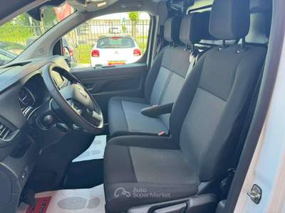 Fiat Scudo 1.5 BlueHDi 120 CV PL-TN Furgone Bianco usata Cernusco sul Naviglio