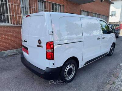 Fiat Scudo 1.5 BlueHDi 120 CV PL-TN Furgone Bianco usata Cernusco sul Naviglio