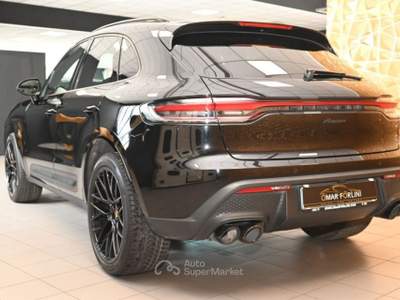 Porsche Macan NUOVA 2.0PDK 265CV PCM TET.LED21"SCAR.SED.GTS FULL Nero usata Brescia