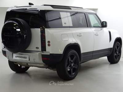 Land Rover Defender 110 3.0D I6 200 CV AWD Auto SE 6 POSTI Bianco usata Lurate Caccivio
