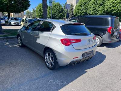 Alfa Romeo Giulietta Alfa Romeo Giulietta 1.6 JTDM 16V Business #10906 Argento usata Bastia Umbra