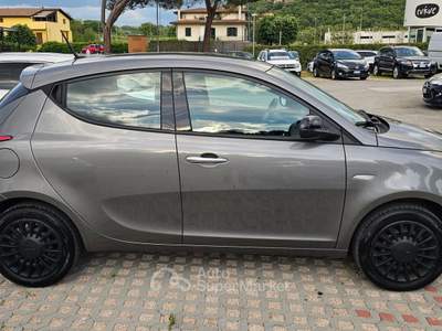 Lancia Ypsilon 5 porte S&S Hybrid Gold Grigio usata Perugia
