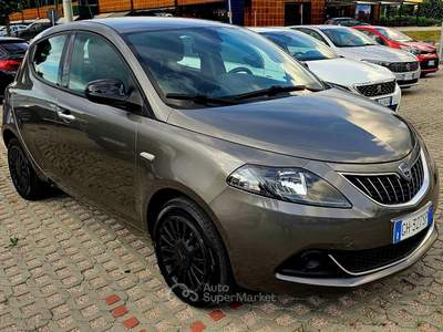 Lancia Ypsilon 5 porte S&S Hybrid Gold Grigio usata Perugia