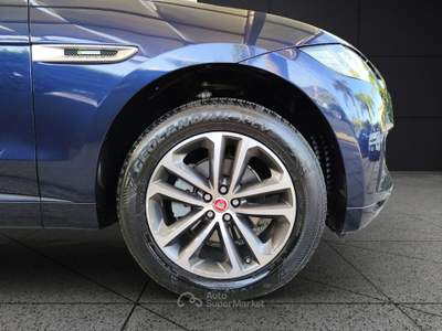 Jaguar F-Pace F-Pace 2.0 D 180 CV AWD aut. R-Sport Blu/Azzurro usata Pompei