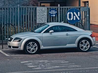 Audi TT Audi TT MK1 1.8 Turbo 180 CV – ASI – GPL – Ottime condizioni Argento usata Carugate