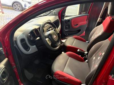 Fiat Panda Lounge Rosso usata Roma