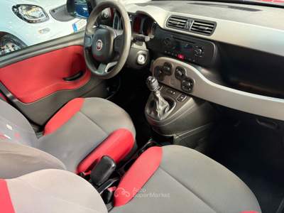 Fiat Panda Lounge Rosso usata Roma