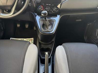 Lancia Ypsilon 16V 95 CV 5 porte S&S Platinum Bianco usata Cardito