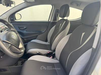 Lancia Ypsilon 16V 95 CV 5 porte S&S Platinum Bianco usata Cardito