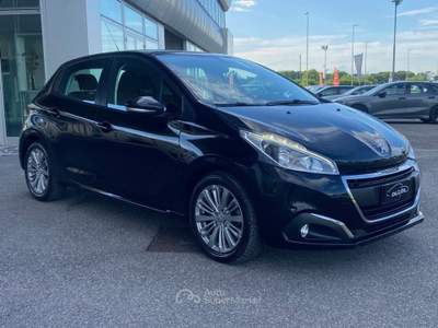 Peugeot 208 BlueHDi 75 5P.Allure Nero usata Savignano sul Rubicone