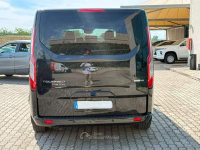 Ford Tourneo Custom 2.0 EcoBlue ibrido 8 POSTI TRANSIT Nero usata San Salvatore Telesino