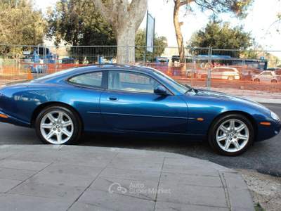 Jaguar XK 4.0 Coupé, Crs, Kilometri originali Blu/Azzurro usata Roma