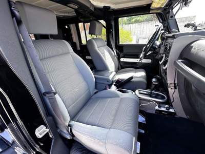 Jeep Wrangler Unlimited 2.8CRD Sahara / 10.000 € di Elaborazioni Nero usata Roma