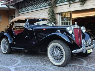 MG TD Midget MKII / Restaurata / Targa ROMA / ASI Nero usata Roma
