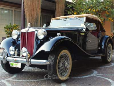 MG TD Midget MKII / Restaurata / Targa ROMA / ASI Nero usata Roma