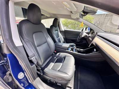 Tesla Model 3 Long Range Dual Motor AWD / Uni.Pro. / Garanzia Blu/Azzurro usata Roma