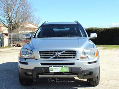 Volvo XC90 2.4 D5 / Automatica / AWD / Executive Grigio usata Roma