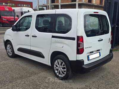 Citroen Berlingo BlueHDi 100 Stop&Start M Combi Live Bianco usata Frattaminore