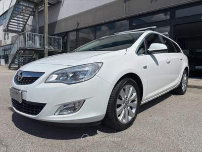 Opel Astra 1.7 CDTI 125CV Sports Tourer Cosmo Bianco usata Santa Maria di Sala