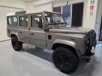 Land Rover Defender 110 2.4 TD4 FRIZIONE NUOVA Grigio usata Parma