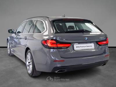 BMW Serie 5 540d d 48V xDrive Touring Aut. + Tetto apr. Grigio usata Bussolengo