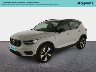 Volvo XC40 T4 Recharge Plug-in Hybrid R-design Argento usata Crema