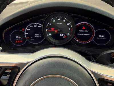 Porsche Cayenne Cayenne Coupé 2022 Platinum Edition 3.0 V6 340cv Grigio usata Certaldo