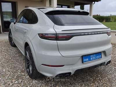 Porsche Cayenne Cayenne Coupé 2022 Platinum Edition 3.0 V6 340cv Grigio usata Certaldo