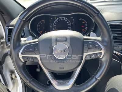 Jeep Grand Cherokee JEEP Grand Cherokee 3.0 V6 CRD 250 CV Multijet II Overland Bianco usata Roma