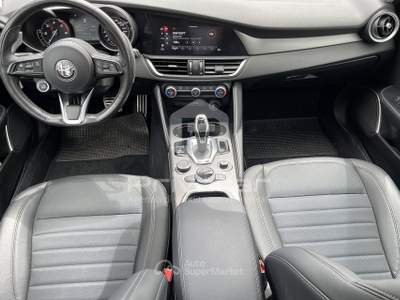 Alfa Romeo Giulia ALFA ROMEO Giulia 2.2 Turbodiesel 190 CV AT8 Sprint Blu/Azzurro usata Roma