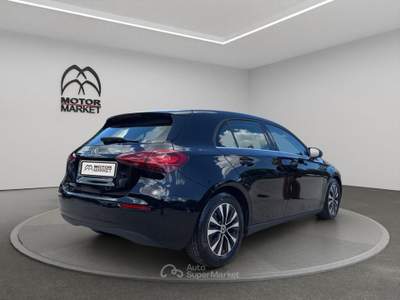 Mercedes-Benz Classe A 180 D Advanced 8G-DCT Nero usata Roma