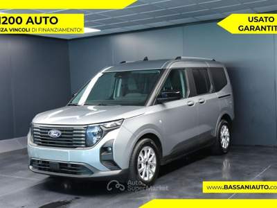Ford Tourneo Courier 1.0 EcoBoost 125CV Titanium Argento usata Arsiè