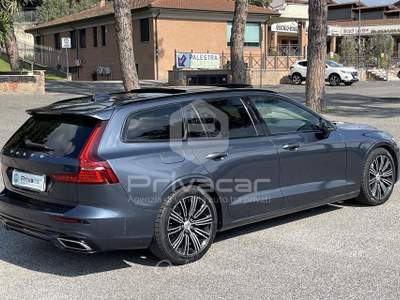 Volvo V60 VOLVO V60 D4 Geartronic R-design Blu/Azzurro usata Roma