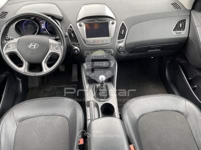 Hyundai ix35 HYUNDAI ix35 1.7 CRDi 2WD Xpossible Bianco usata Roma