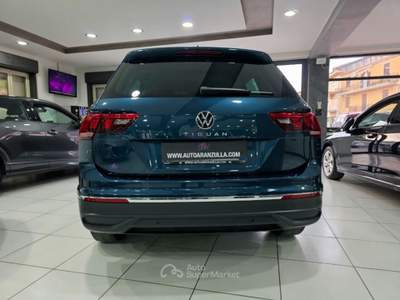 Volkswagen Tiguan 2.0 TDI 122CV SCR Life Virtual CokPit - Fari Led Blu/Azzurro usata Mirabella Imbaccari