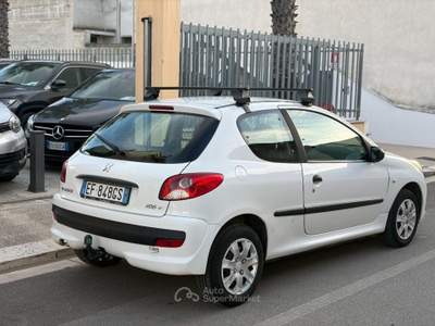 Peugeot 206 1.4HDi 70 Van *Gancio Traino* Bianco usata San Michele Salentino